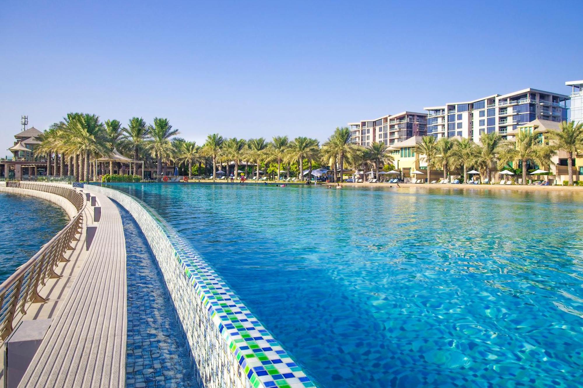 Palavra Resort Manama Ngoại thất bức ảnh The Lagoon