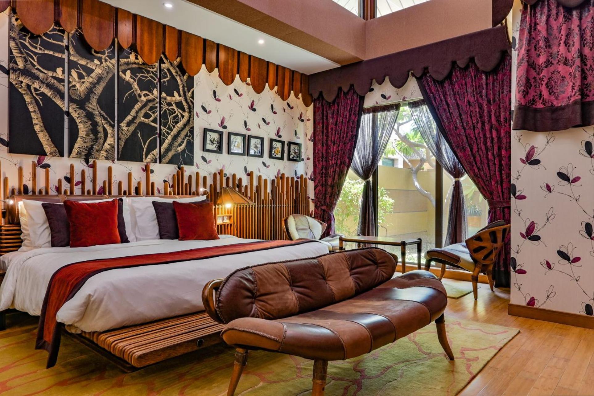 Palavra Resort Manama Ngoại thất bức ảnh A bedroom at the resort